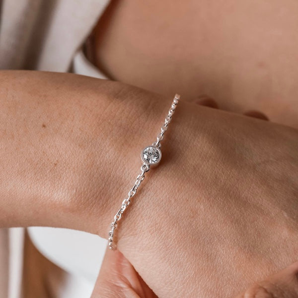 Pulsera Cadena Punto de Luz Plata