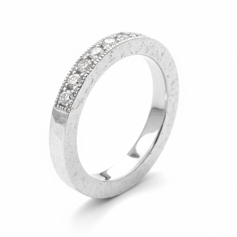 Anillo Chunky de Plata 950 con Moissanitas