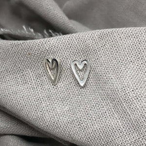 Aros Corazones Plata - Unicus Joyas