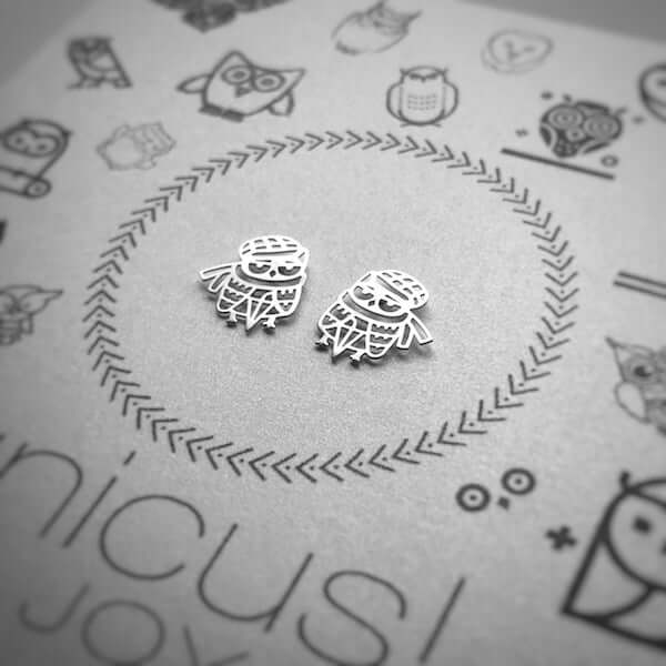 Aros de Plata Stud Buho Plata - Unicus Joyas