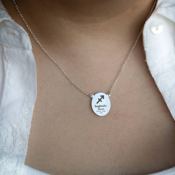 Collar Horóscopo Sagitario y Clavel