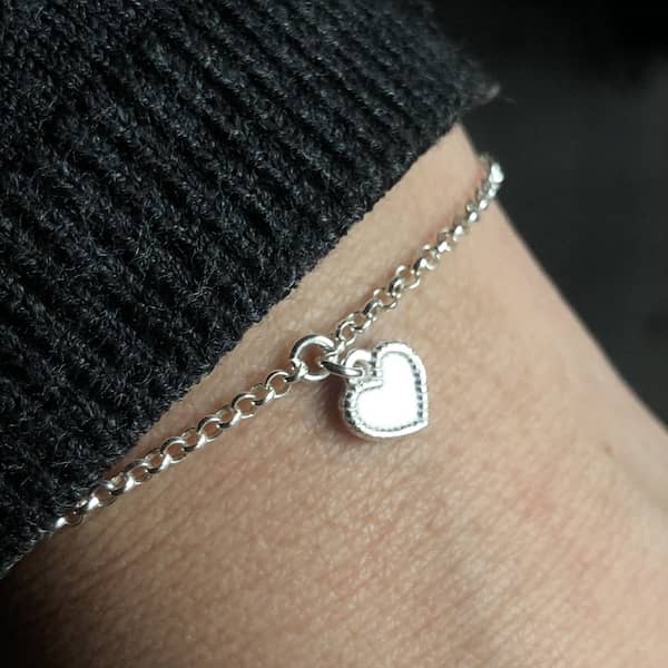 Pulsera Cadena Mini Charm Corazón Silver