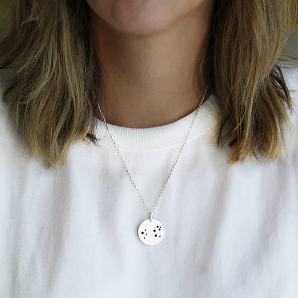 Collar Constelación Zodiacal Leo Plata - Unicus Joyas