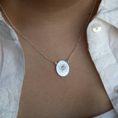 Collar Horóscopo Escorpión y Peonía - Unicus Joyas